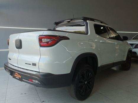 FIAT Toro 1.3 16V 4P FLEX 270 TURBO VOLCANO AUTOMTICO, Foto 3