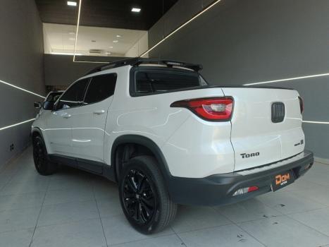 FIAT Toro 1.3 16V 4P FLEX 270 TURBO VOLCANO AUTOMTICO, Foto 4