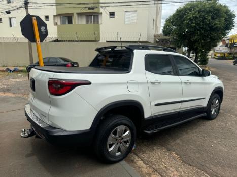 FIAT Toro 1.8 16V 4P FLEX FREEDOM AUTOMTICO, Foto 3