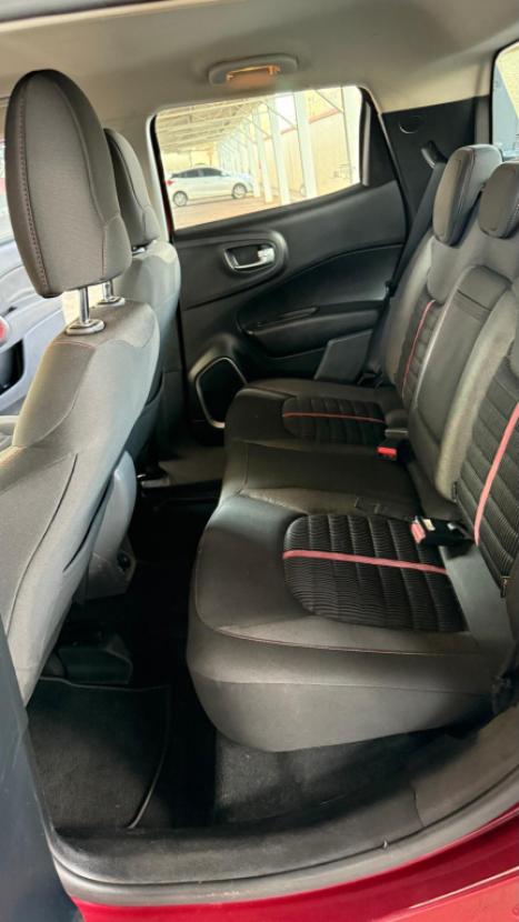 FIAT Toro 1.8 16V 4P FLEX FREEDOM ROAD AUTOMTICO, Foto 14