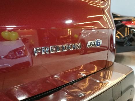 FIAT Toro 1.8 16V 4P FLEX FREEDOM AUTOMTICO, Foto 9