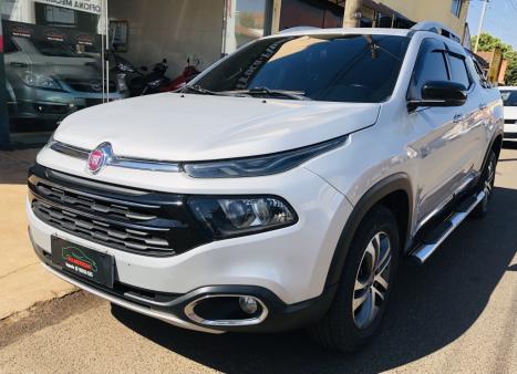 FIAT Toro 2.0 16V 4P VOLCANO 4WD TURBO DIESEL AUTOMTICO, Foto 2