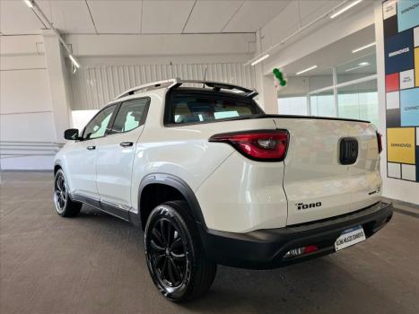 FIAT Toro 2.0 16V 4P VOLCANO 4WD TURBO DIESEL AUTOMTICO, Foto 4