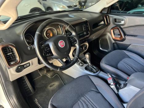 FIAT Toro 2.0 16V 4P VOLCANO 4WD TURBO DIESEL AUTOMTICO, Foto 2