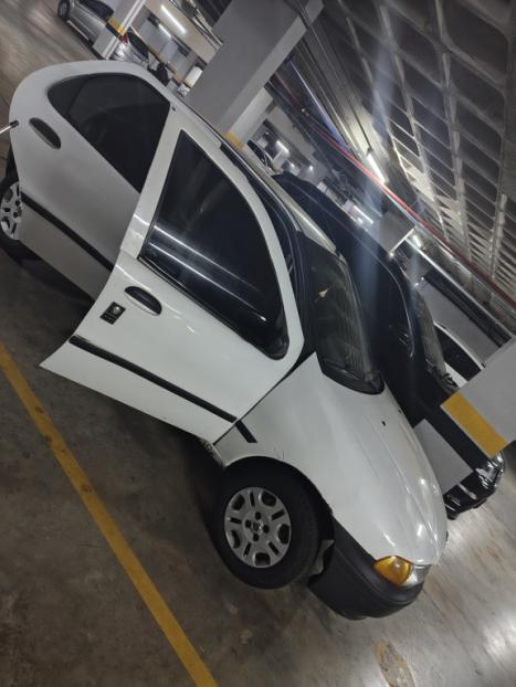 FIAT Uno 1.0 4P, Foto 1