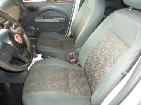 FIAT Uno 1.0 4P FLEX VIVACE, Foto 3