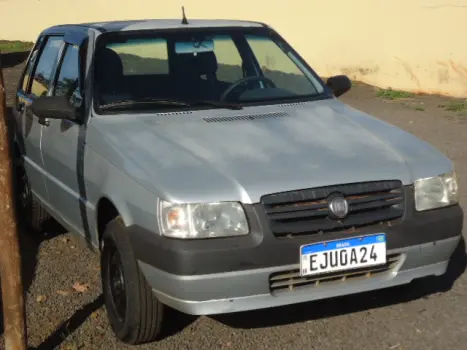 FIAT Uno 1.0 4P FLEX FIRE, Foto 2