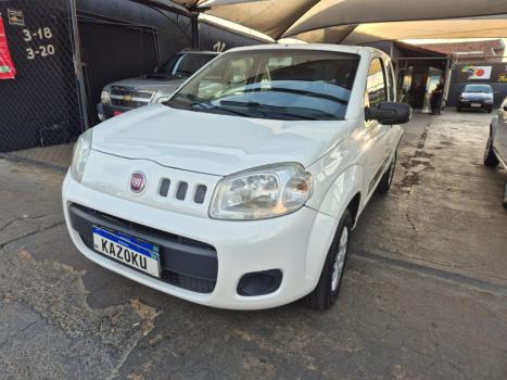 FIAT Uno 1.0 FLEX VIVACE, Foto 2