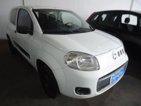 FIAT Uno 1.0 FLEX VIVACE, Foto 2