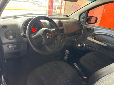 FIAT Uno 1.0 FLEX VIVACE, Foto 2