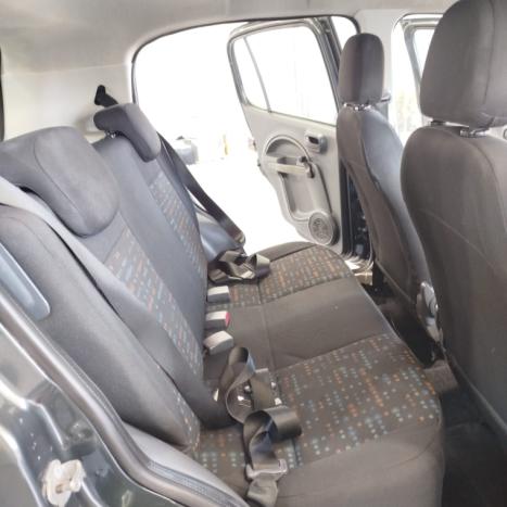 FIAT Uno 1.0 FLEX VIVACE CELEBRATION, Foto 9