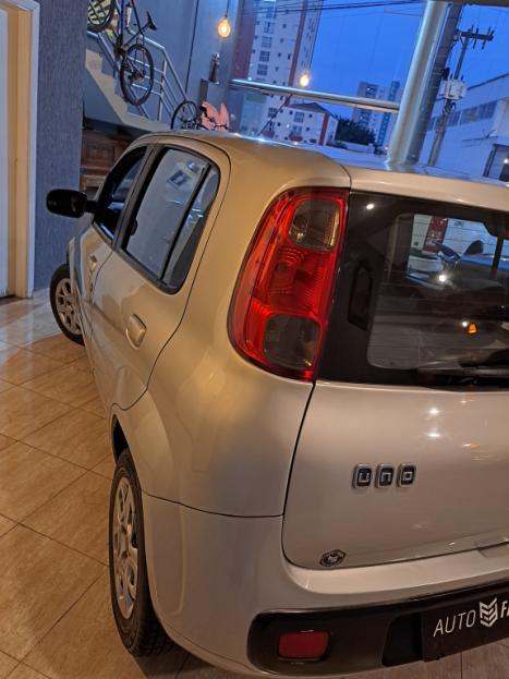 FIAT Uno 1.0 FLEX VIVACE CELEBRATION, Foto 5