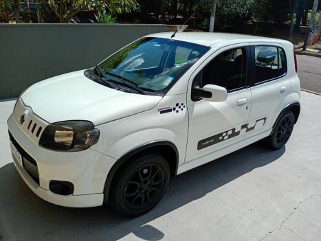 FIAT Uno 1.4 4P FLEX SPORTING, Foto 1