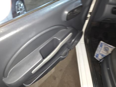 FIAT Uno 1.4 4P FLEX SPORTING, Foto 6