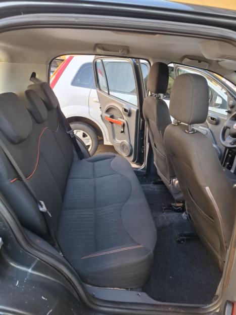 FIAT Uno 1.4 FLEX SPORTING, Foto 9