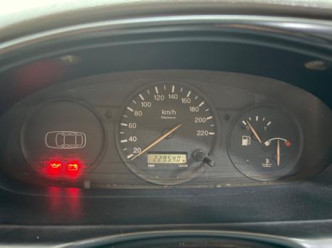 FORD Courier 1.6 L, Foto 9