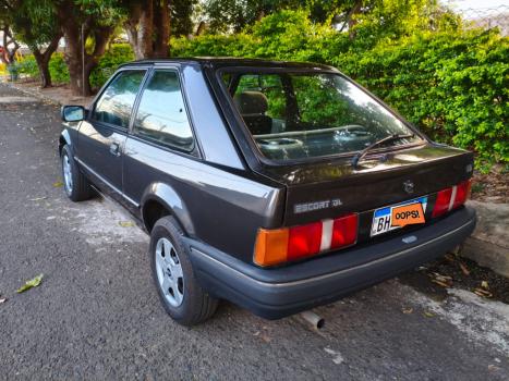 FORD Escort 1.6 GL, Foto 2