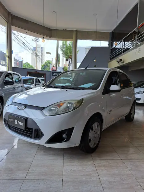 FORD Fiesta Hatch 1.6, Foto 3