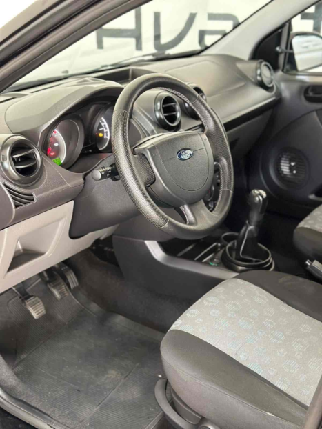 FORD Fiesta Hatch 1.6 4P CLASS FLEX, Foto 14