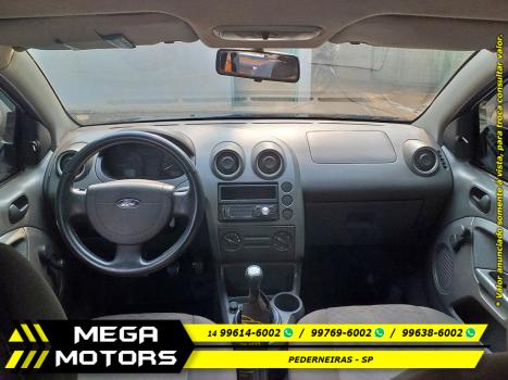 FORD Fiesta Hatch 1.0 4P, Foto 5