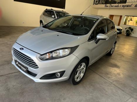 FORD Fiesta Hatch 1.0 4P SEL ECOBOOST TURBO POWERSHIFT AUTOMTICO, Foto 2