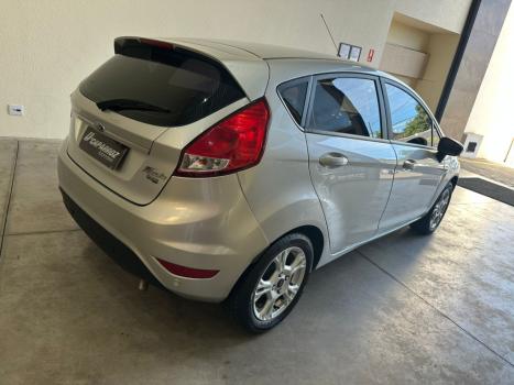 FORD Fiesta Hatch 1.0 4P SEL ECOBOOST TURBO POWERSHIFT AUTOMTICO, Foto 8