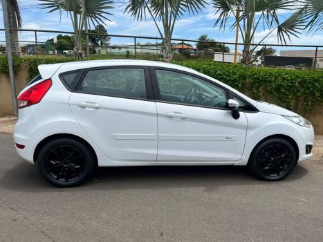 FORD Fiesta Hatch 1.6 16V 4P SE FLEX, Foto 4