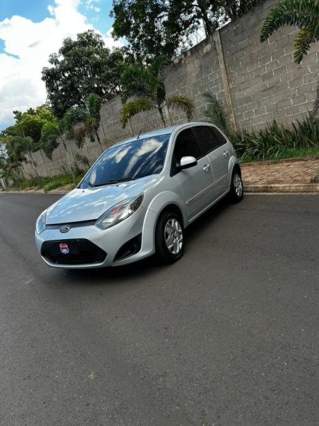 FORD Fiesta Hatch 1.6 CLASS, Foto 3