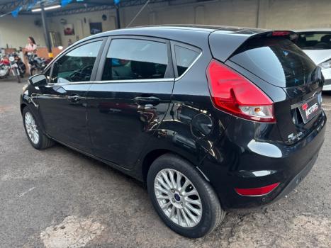 FORD Fiesta Hatch 1.6 16V 4P FLEX TITANIUM POWERSHIFT AUTOMTICO, Foto 6