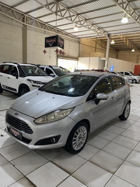 FORD Fiesta Hatch 1.6 16V 4P FLEX TITANIUM POWERSHIFT AUTOMTICO, Foto 1