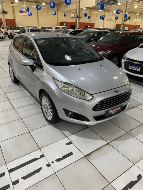 FORD Fiesta Hatch 1.6 16V 4P FLEX TITANIUM POWERSHIFT AUTOMTICO, Foto 7