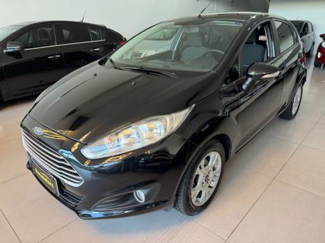 FORD Fiesta Hatch 1.5 16V 4P S FLEX, Foto 2