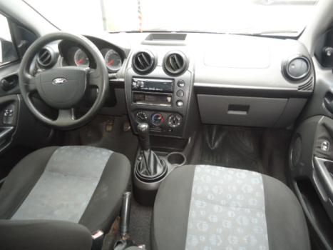 FORD Fiesta Hatch 1.6 4P FLEX, Foto 4