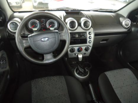 FORD Fiesta Hatch 1.6 4P FLEX, Foto 4