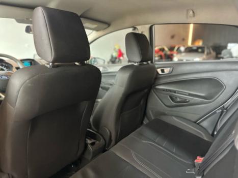 FORD Fiesta Hatch 1.6 4P SE PLUS FLEX AUTOMTICO, Foto 10