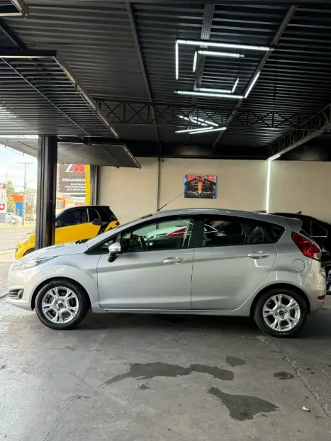 FORD Fiesta Hatch 1.6 16V 4P FLEX SEL POWERSHIFT AUTOMTICO, Foto 8