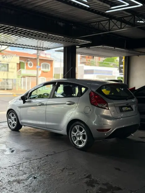 FORD Fiesta Hatch 1.6 16V 4P FLEX SEL POWERSHIFT AUTOMTICO, Foto 9
