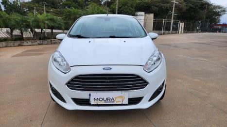 FORD Fiesta Hatch 1.6 16V 4P FLEX TITANIUM PLUS POWERSHIFT AUTOMTICO, Foto 2