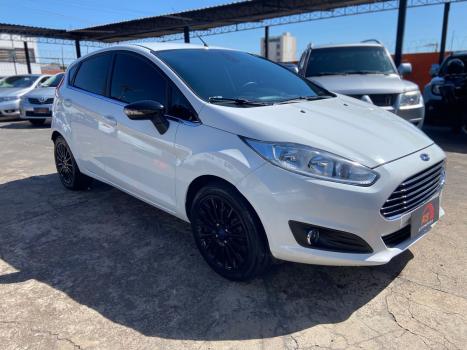 FORD Fiesta Hatch 1.6 4P FLEX TITANIUM POWERSHIFT AUTOMTICO, Foto 3