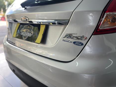 FORD Fiesta Hatch 1.6 16V 4P FLEX TITANIUM POWERSHIFT AUTOMTICO, Foto 6