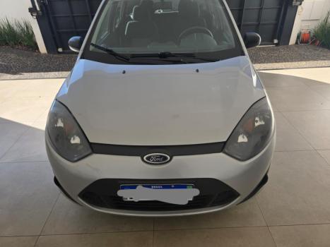 FORD Fiesta Hatch 1.0 4P, Foto 2