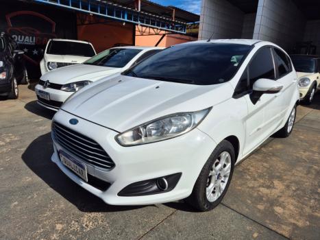FORD Fiesta Hatch 1.6 16V 4P FLEX SE POWERSHIFT AUTOMTICO, Foto 2