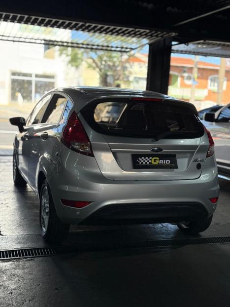 FORD Fiesta Hatch 1.6 4P FLEX SE POWERSHIFT AUTOMTICO, Foto 4