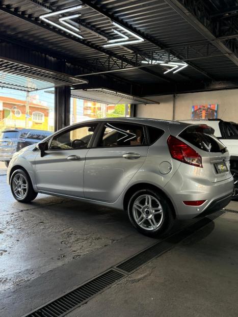 FORD Fiesta Hatch 1.6 4P FLEX SE POWERSHIFT AUTOMTICO, Foto 18