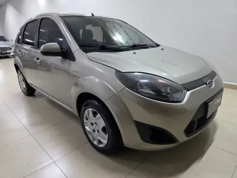 FORD Fiesta Hatch 1.6 4P FLEX, Foto 2