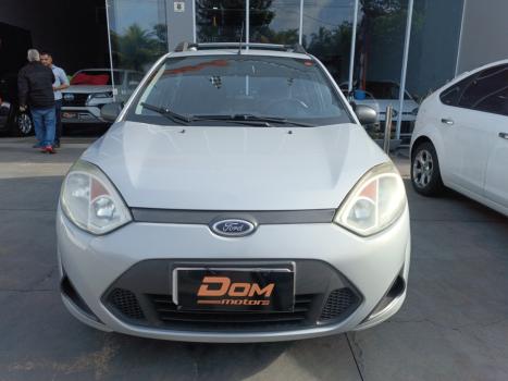 FORD Fiesta Hatch 1.6, Foto 2