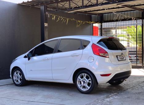 FORD Fiesta Hatch 1.5 16V 4P S FLEX, Foto 2