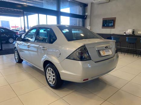 FORD Fiesta Hatch 1.6 4P ROCAM FLEX, Foto 4
