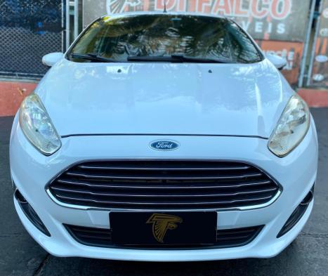 FORD Fiesta Hatch 1.0 12V 4P TITANIUM PLUS ECOBOOST TURBO POWERSHIFT AUTOMTICO, Foto 2