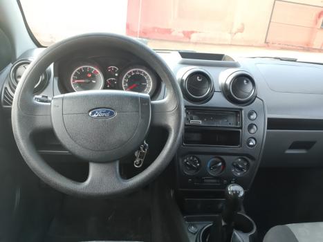 FORD Fiesta Hatch 1.0 4P FLEX, Foto 6